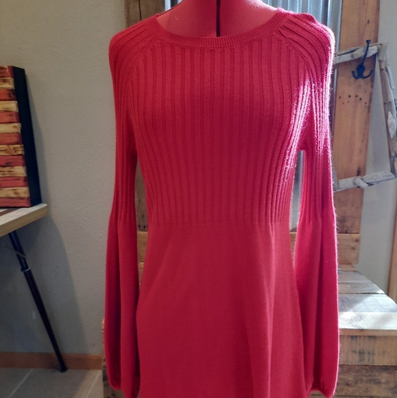 Red knit fit n flare sweater dress M sparkly Apt 9 bell sleeves - Picture 5 of 5